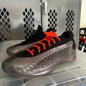 Adidas Anthony Edward’s 1 Low Iron Metallic Basketball Shows 10 1/2 men’s